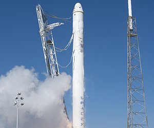 К МКС стартовал первый частный космический корабль