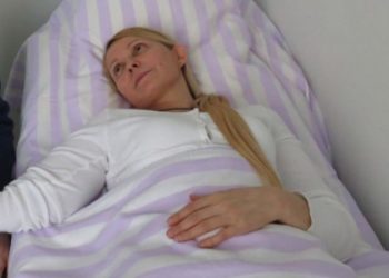 К Тимошенко едет третий врач из Германии