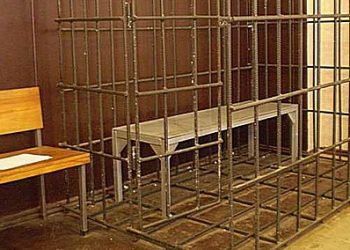 За побег из суда парню увеличат строк на 3 года