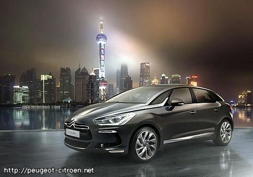 Citroen надав свій DS5 для інавгурації нового президента Франції