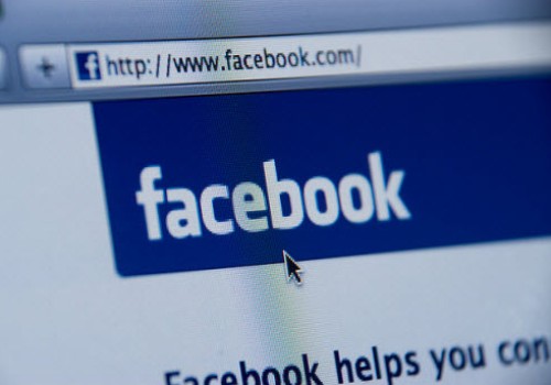 Facebook втрачає рекламодавців