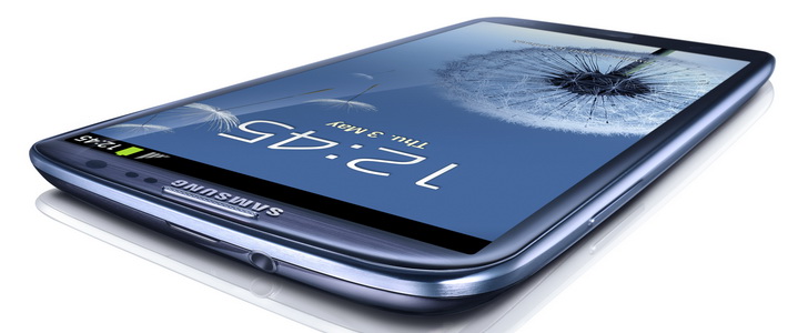 Існує припущення, що Samsung відклала реліз синього Galaxy S III через дефекти
