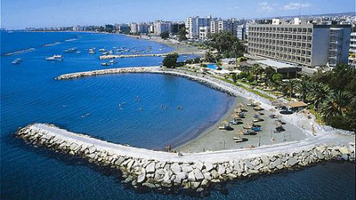 Тело убитой россиянки неделю лежит в морге на Кипре