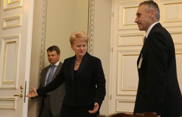 Президент Литвы приедет на саммит в Ялте