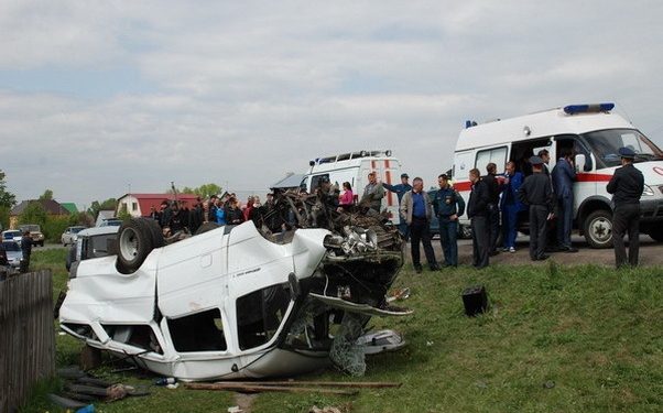 Под Новосибирском в результате ДТП пострадали 12 человек