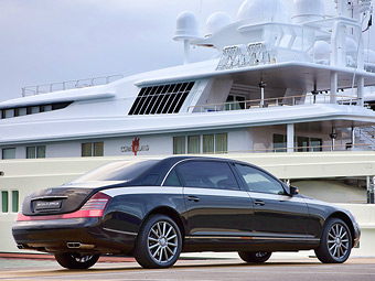 Лімузини Maybach продають зі знижкою 100 000 долларов