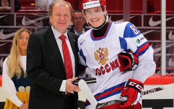 Е. Медведев: со сборной Чехии в рамках ЧМ – 2012 будем играть в три пары