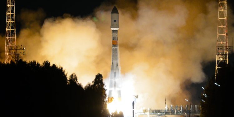 Военный спутник успешно запустили с космодрома Плесецк