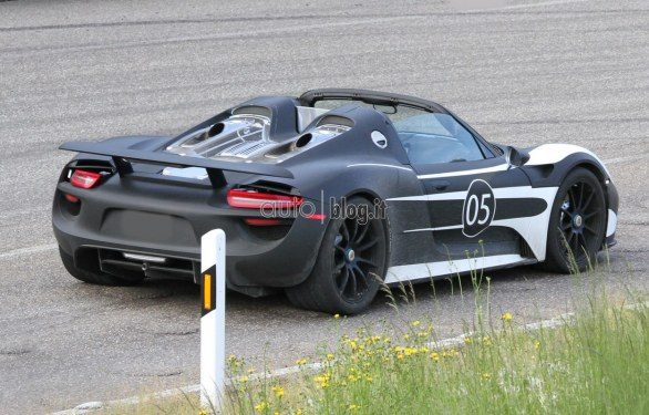 Шпигунське фото Porsche 918 Spyder