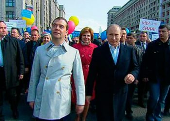 После демонстраций – в бар «Жигули»