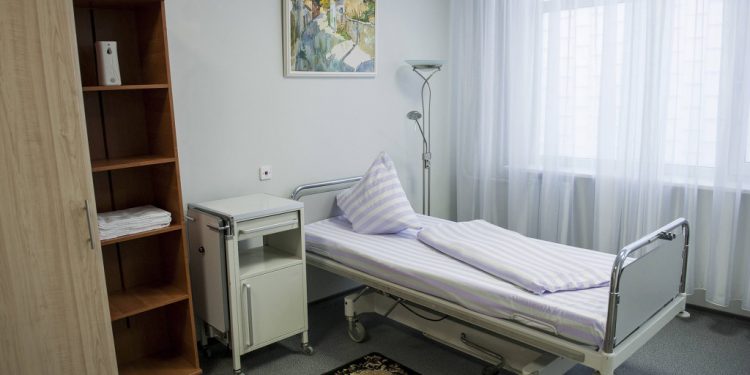 В больницу к Тимошенко прибыли представители ПАСЕ