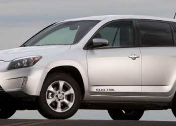 Toyota представила спільний з Tesla Motors проект
