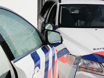 У Volvo розробили саморозбиваюче скло