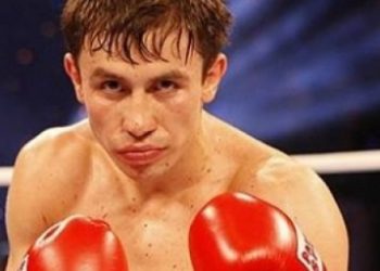 Геннадий Головкин нокаутировал Макото Фучигами