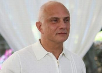 Александр Тимошенко не приехал на похороны отца