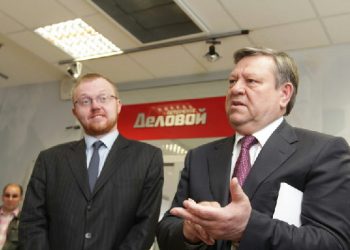 Путин принял отставку глав Ленобласти и Бурятии