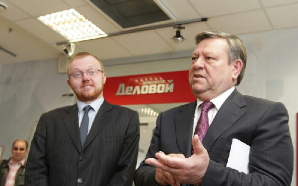 Путин принял отставку глав Ленобласти и Бурятии