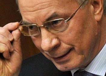 Азаров сделает выводы, если политики не приедут на Евро-2012