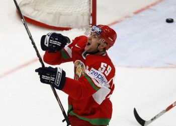 Сборная Беларуси проиграла команде США на чемпионате мира по хоккею 2012