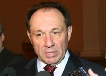 Власти Киева запрещают иностранным фанам купаться на Евро-2012