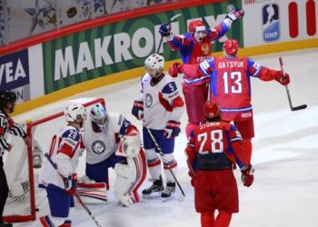 Чемпионат мира по хоккею 2012: Харламов уверен, что Овечкин и Семин еще прибавят