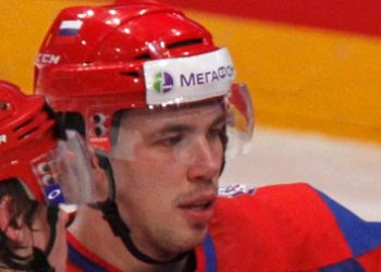 Чемпионат мира по хоккею 2012: Емелин даже не бил по воротам