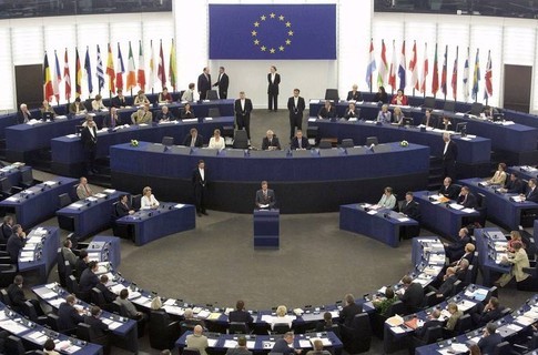 Европарламент призвал Киев освободить