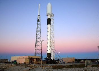Випробування ракети-носія Falcon 9 завершилися успішно