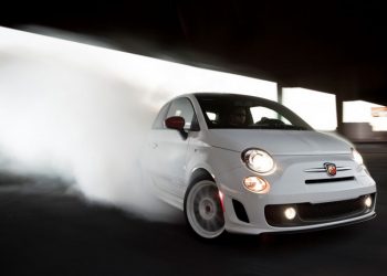 Fiat випустить відкриту версію 500 Abarth