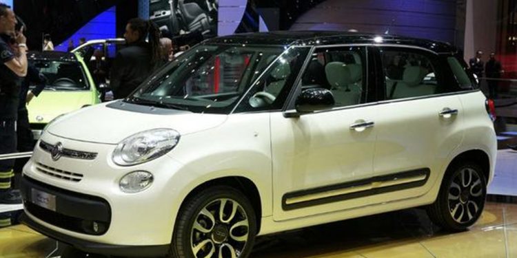 Компанія Fiat готує кросовер 500X