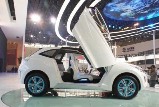 Great Wall запропонує світу гібридний позашляховик Haval-e