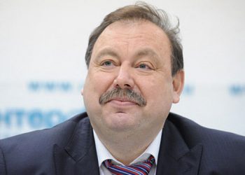 Депутат Геннадий Гудков обворован в кофейне
