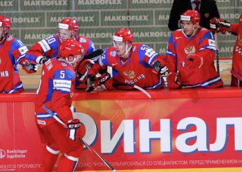 "Красная машина" выехала на лед чемпионата мира