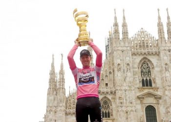 Giro d'Italia. 2012 г. 27.05. Этап 21 (индивидуальная разделка): Milano – Milano (30 км)