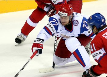 ЧМ по хоккею 2012: Плющев критикует тренеров сборной России