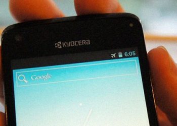 Kyocera навчила свої телефони передавати звук через кістку