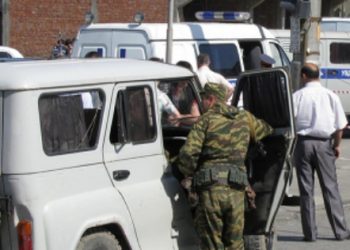 В Махачкале обстреляли полицейскую машину