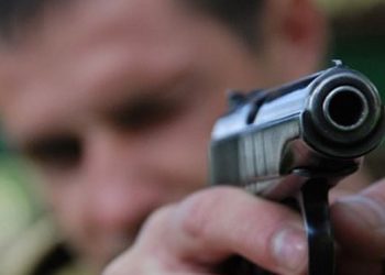 Майора полиции уволили за стрельбу в бильярдном клубе