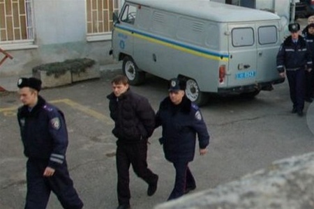 Один из убийц Оксаны Макар пытался «договориться о процессе»