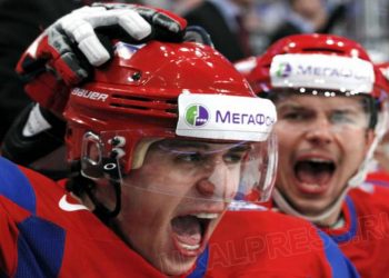 Малкин сделал хет-трик в матче с Финляндией
