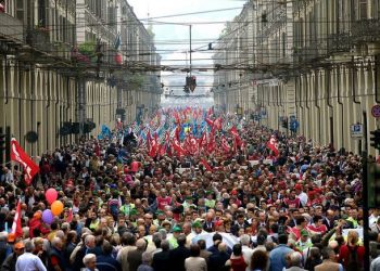 «Единая Россия» хочет штрафовать митингующих на 1,5 миллиона рублей