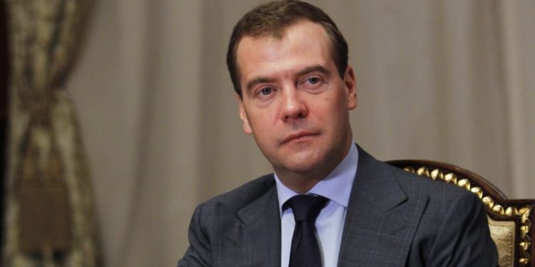 Премьер-министр РФ Дмитрий Медведев поставил перед новым правительством семь первоочередных задач.