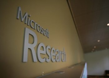 Microsoft показала прототипи нових «природних» інтерфейсів