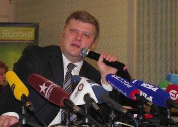 Лидер партии «Яблоко» вышел на свободу