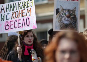 В Новосибирске 3 тыс. человек поучаствовали в первомайской «монстрации»