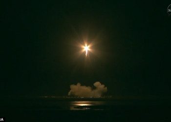 Перший приватний космічний корабель SpaceX відправився до МКС
