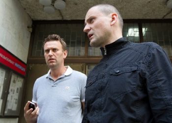 Оппозиционеры Навальный и Удальцов выпущены после 15 суток ареста