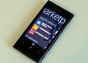 Nokia займеться випуском планшетів і гібридних смартфонів