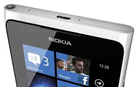 Nokia Lumia 900 отримає 32 ГБ пам’яті