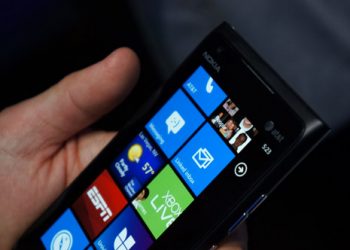 У Lumia 900 найкраща видимість екрану при денному світлі